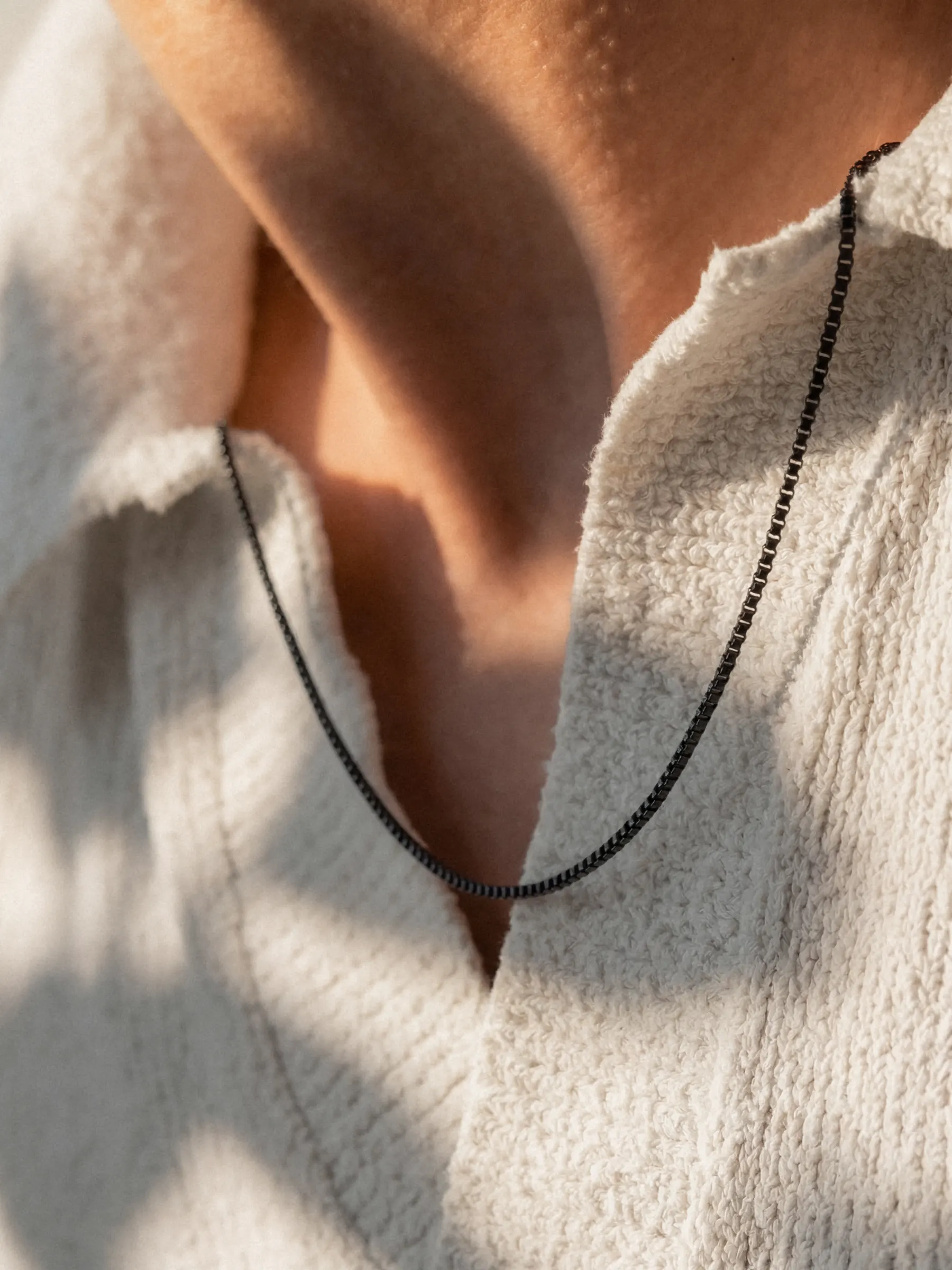 BOX CHAIN NECKLACE - Image 7